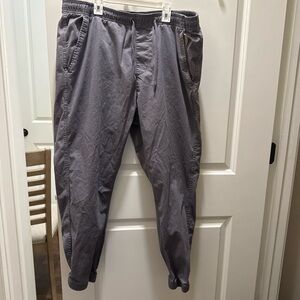 GAP Men's Gray XL Chino Joggers Pants